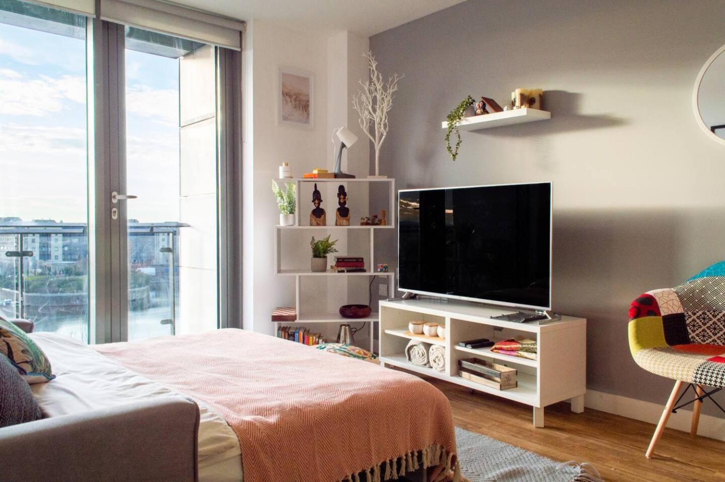 Stunning Mersey View Flat W Parking In Liverpool Exterior photo